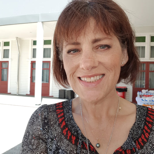 Mujer mayor sonriendo